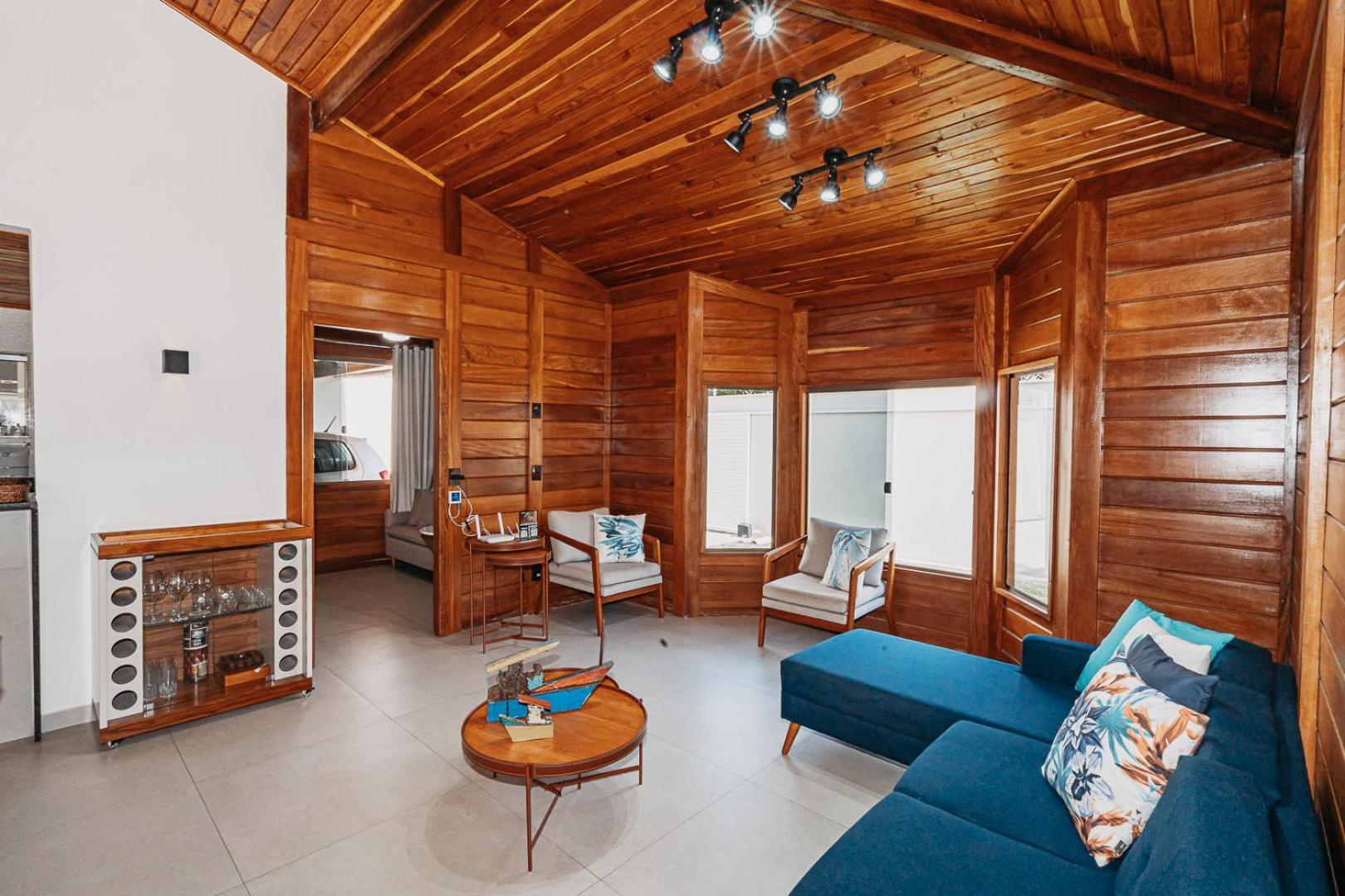Casadecastelhanos, Quadra Do Mar De Castelhanos, 4 Suites Com Ar, Churrasqueira, Piscina, Hidromassagem, Cozinha Integrada Gourmet Ideal Para Familia E Amigos อันเชียตา ภายนอก รูปภาพ