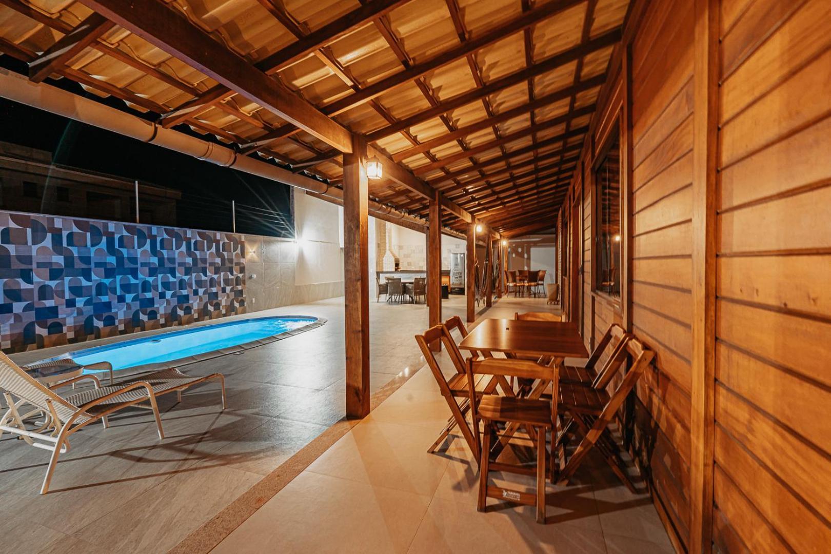 Casadecastelhanos, Quadra Do Mar De Castelhanos, 4 Suites Com Ar, Churrasqueira, Piscina, Hidromassagem, Cozinha Integrada Gourmet Ideal Para Familia E Amigos อันเชียตา ภายนอก รูปภาพ