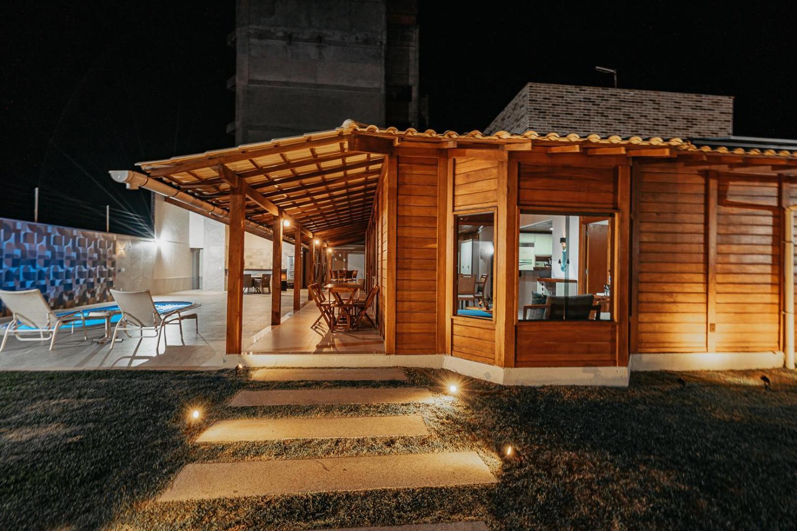 Casadecastelhanos, Quadra Do Mar De Castelhanos, 4 Suites Com Ar, Churrasqueira, Piscina, Hidromassagem, Cozinha Integrada Gourmet Ideal Para Familia E Amigos อันเชียตา ภายนอก รูปภาพ