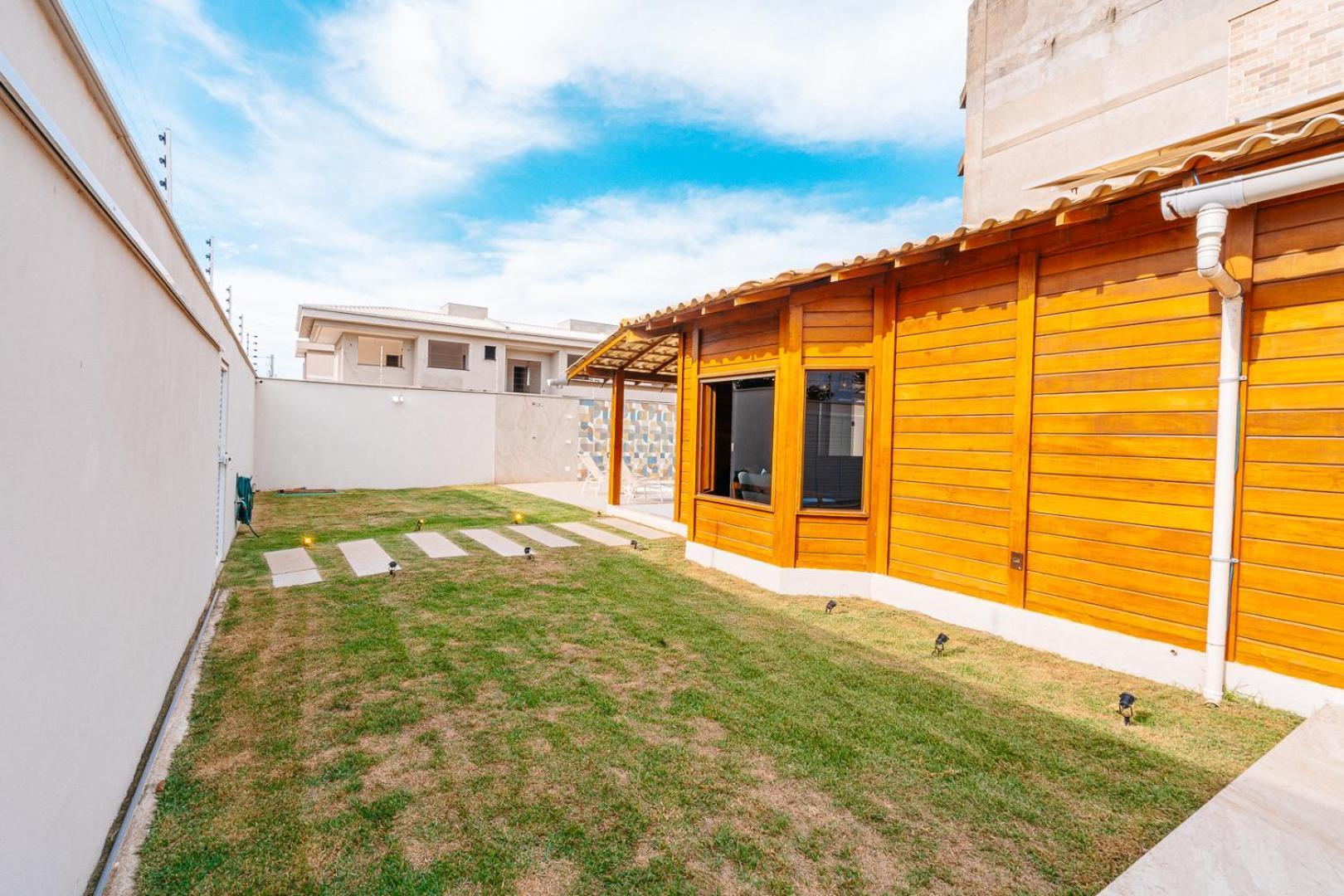 Casadecastelhanos, Quadra Do Mar De Castelhanos, 4 Suites Com Ar, Churrasqueira, Piscina, Hidromassagem, Cozinha Integrada Gourmet Ideal Para Familia E Amigos อันเชียตา ภายนอก รูปภาพ