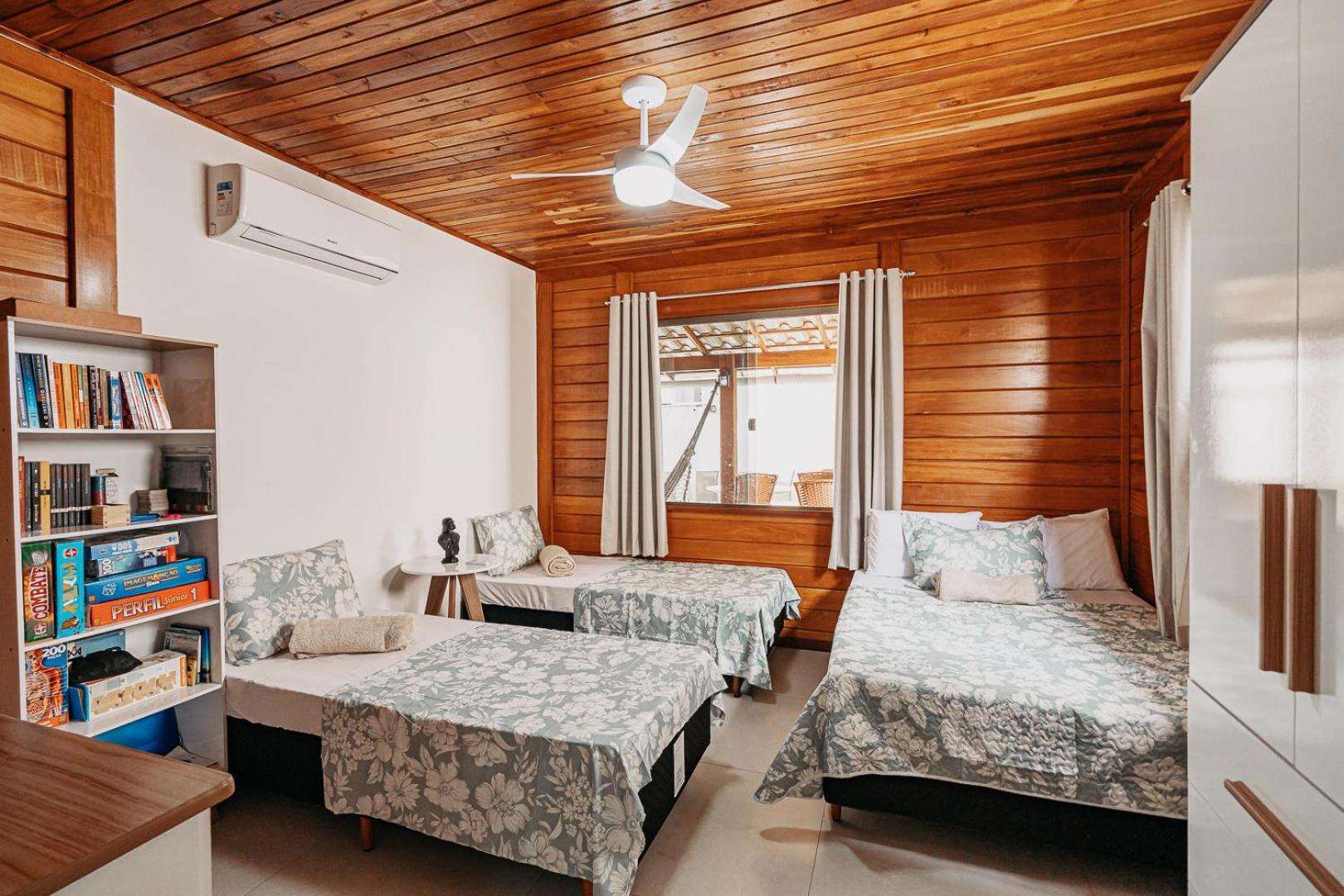 Casadecastelhanos, Quadra Do Mar De Castelhanos, 4 Suites Com Ar, Churrasqueira, Piscina, Hidromassagem, Cozinha Integrada Gourmet Ideal Para Familia E Amigos อันเชียตา ภายนอก รูปภาพ