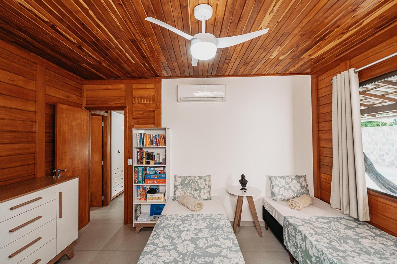 Casadecastelhanos, Quadra Do Mar De Castelhanos, 4 Suites Com Ar, Churrasqueira, Piscina, Hidromassagem, Cozinha Integrada Gourmet Ideal Para Familia E Amigos อันเชียตา ภายนอก รูปภาพ