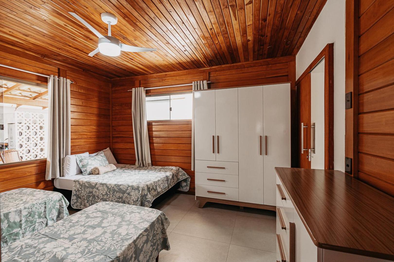 Casadecastelhanos, Quadra Do Mar De Castelhanos, 4 Suites Com Ar, Churrasqueira, Piscina, Hidromassagem, Cozinha Integrada Gourmet Ideal Para Familia E Amigos อันเชียตา ภายนอก รูปภาพ