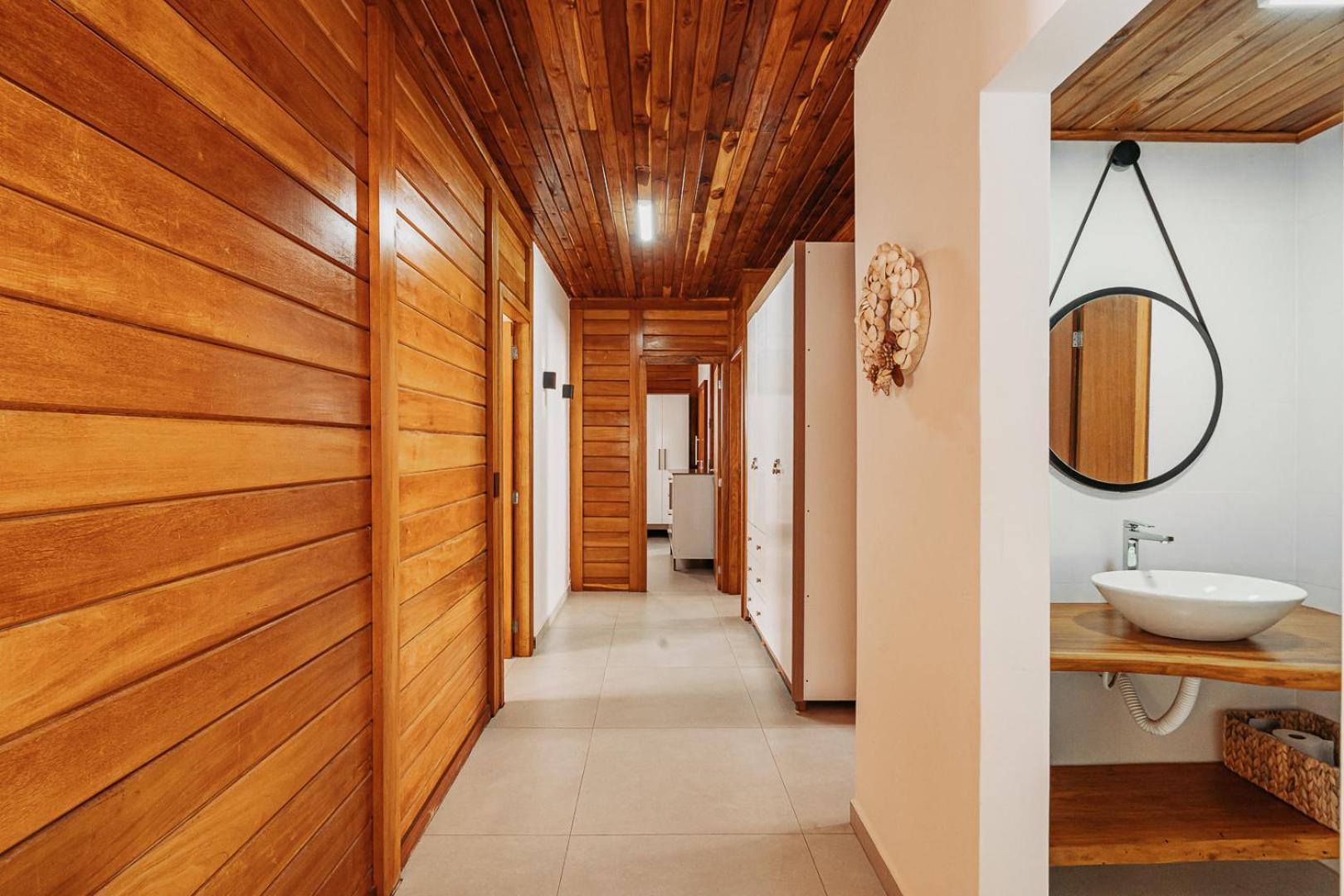 Casadecastelhanos, Quadra Do Mar De Castelhanos, 4 Suites Com Ar, Churrasqueira, Piscina, Hidromassagem, Cozinha Integrada Gourmet Ideal Para Familia E Amigos อันเชียตา ภายนอก รูปภาพ